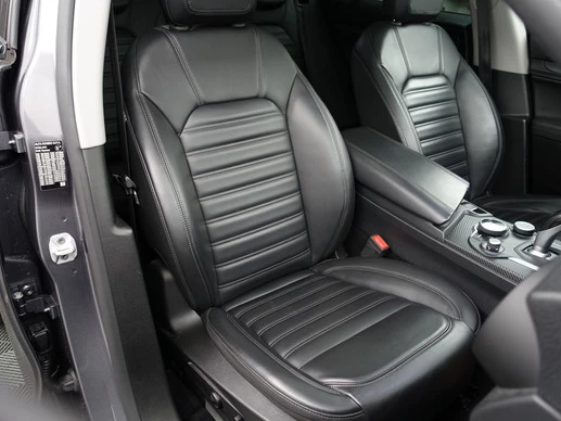 Alfa Romeo Stelvio - Afbeelding 25 van 30