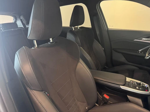 BMW iX1 - Afbeelding 23 van 30