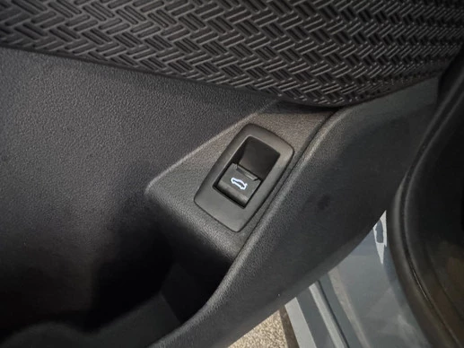 BMW iX1 - Afbeelding 29 van 30