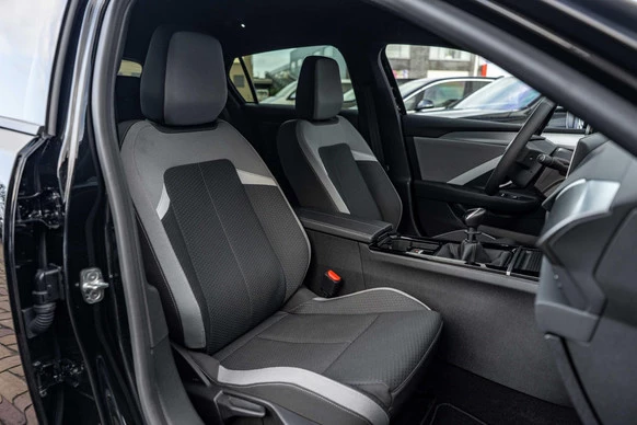 Opel Astra - Afbeelding 15 van 30