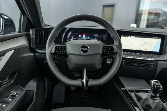 Opel Astra - Afbeelding 17 van 30