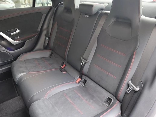 Mercedes-Benz CLA - Afbeelding 10 van 30