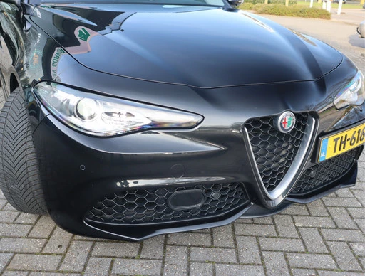 Alfa Romeo Giulia - Afbeelding 27 van 30