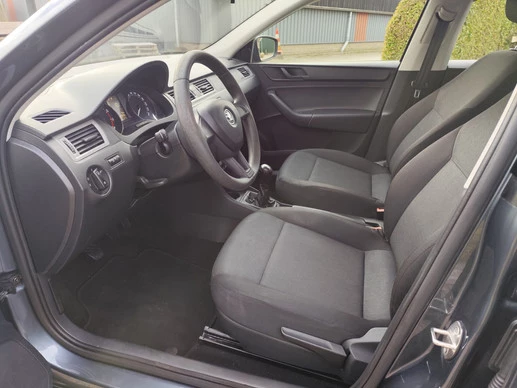 Škoda Rapid - Afbeelding 10 van 24