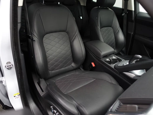 Jaguar E-PACE - Afbeelding 3 van 30
