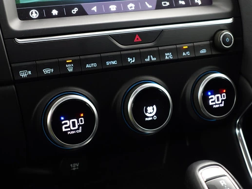 Jaguar E-PACE - Afbeelding 13 van 30