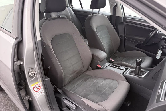 Volkswagen Golf - Afbeelding 12 van 30