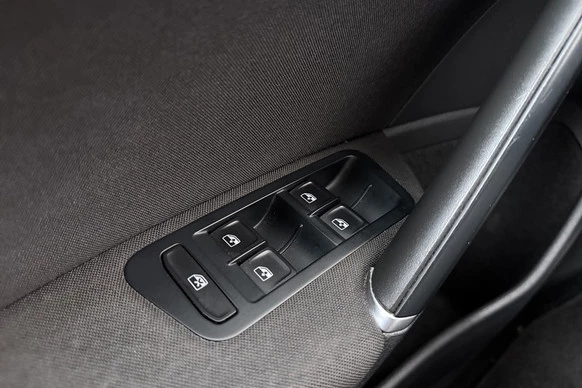 Volkswagen Golf - Afbeelding 15 van 30