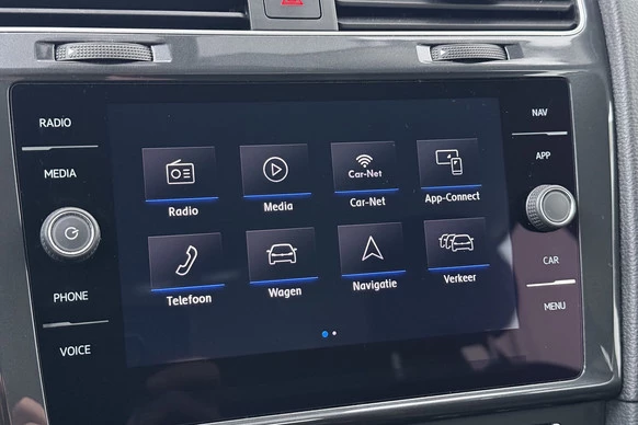 Volkswagen Golf - Afbeelding 24 van 30