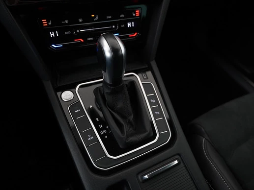 Volkswagen Passat - Afbeelding 11 van 30