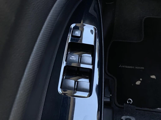 Mitsubishi Space Star - Afbeelding 17 van 30