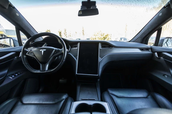 Tesla Model X - Afbeelding 18 van 30