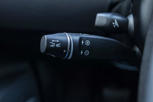 Tesla Model X - Afbeelding 27 van 30