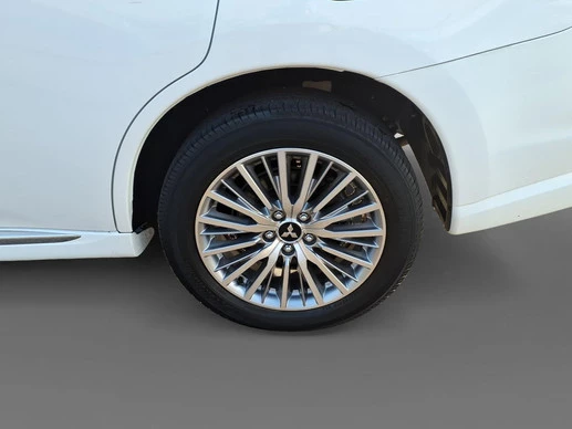 Mitsubishi Outlander - Afbeelding 8 van 28