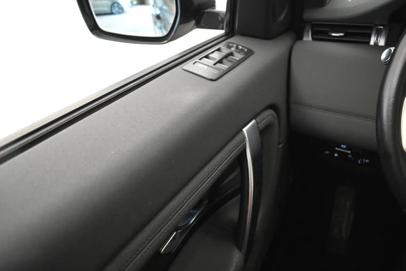 Land Rover Discovery Sport - Afbeelding 28 van 30