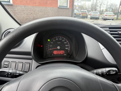 Suzuki Alto - Afbeelding 15 van 23