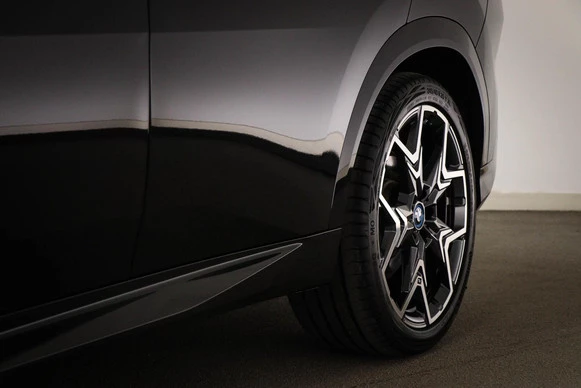 BMW iX2 - Afbeelding 24 van 30