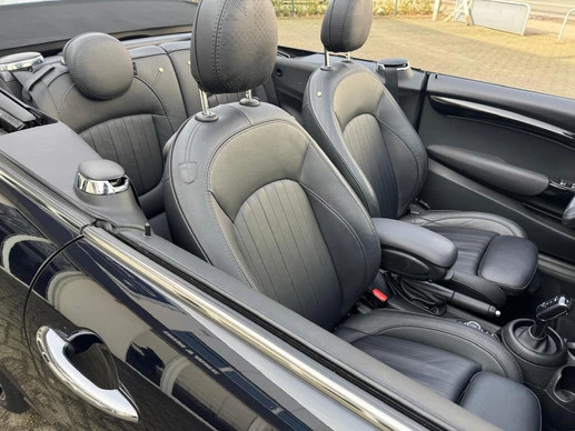 MINI Cooper Cabrio - Afbeelding 13 van 14