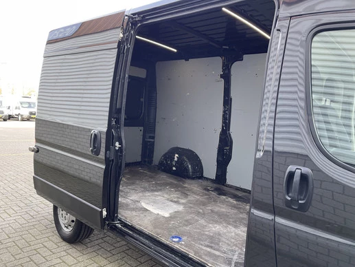 Peugeot Boxer - Afbeelding 14 van 29