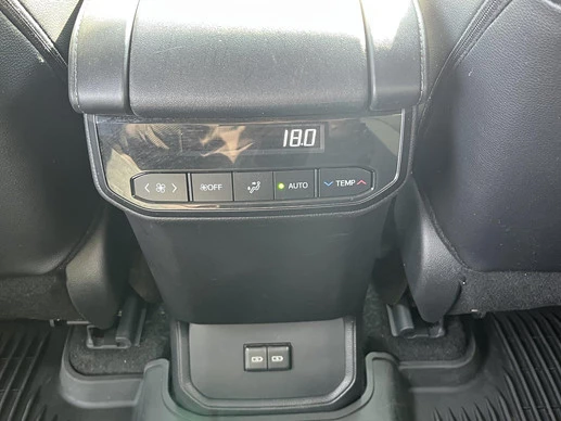 Toyota Highlander - Afbeelding 26 van 30