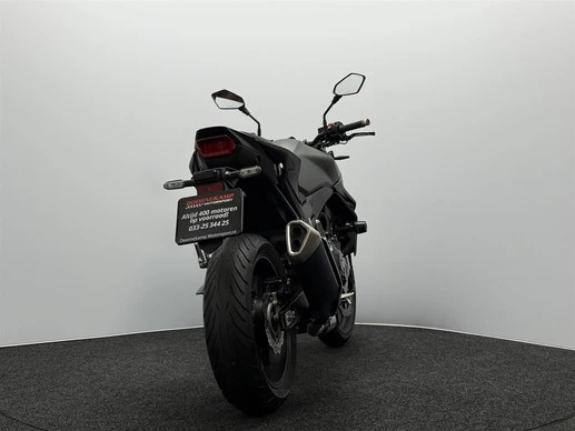 Honda CB 750 - Afbeelding 13 van 16