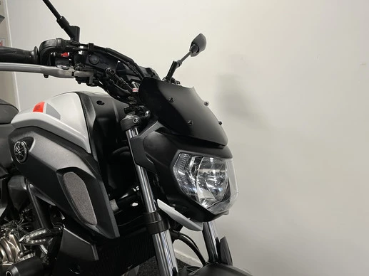 Yamaha MT 07 - Afbeelding 9 van 17