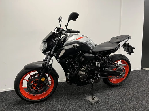 Yamaha MT 07 - Afbeelding 12 van 17