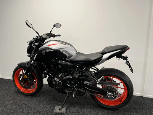 Yamaha MT 07 - Afbeelding 13 van 17