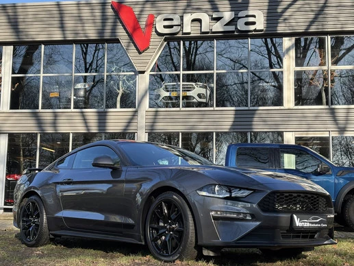 Ford Mustang - Afbeelding 1 van 15