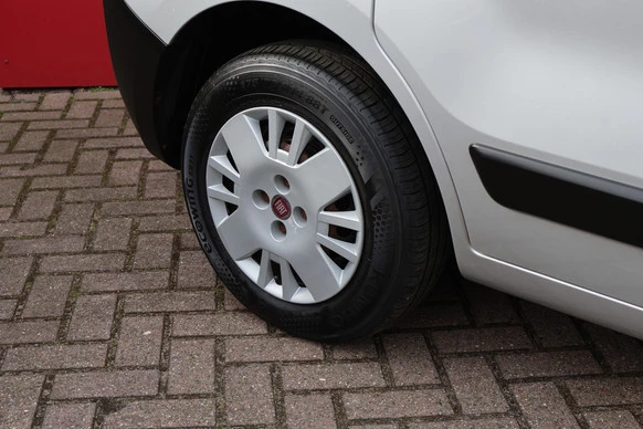 Fiat Fiorino - Afbeelding 15 van 18