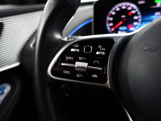 Mercedes-Benz EQC - Afbeelding 17 van 30