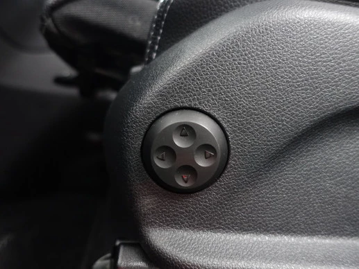 Mercedes-Benz EQC - Afbeelding 22 van 30