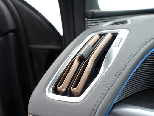 Mercedes-Benz EQC - Afbeelding 22 van 30