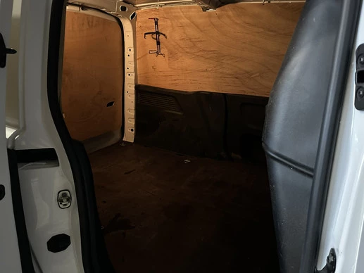 Peugeot Partner - Afbeelding 13 van 21