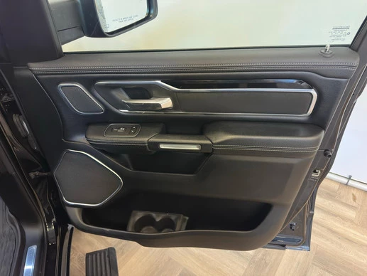 Dodge Ram 1500 - Afbeelding 18 van 30