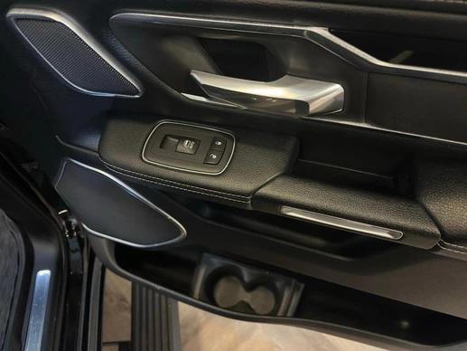 Dodge Ram 1500 - Afbeelding 19 van 30