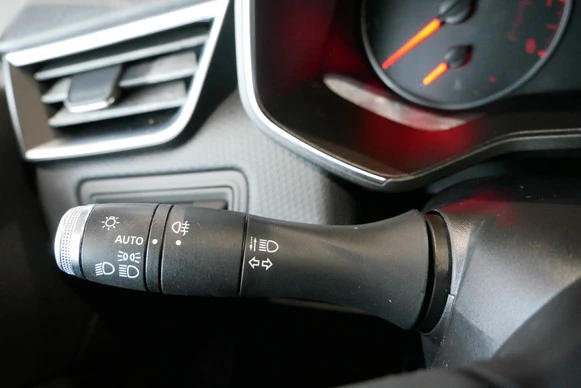 Renault Clio - Afbeelding 24 van 30