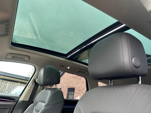 Volkswagen Touareg - Afbeelding 9 van 29