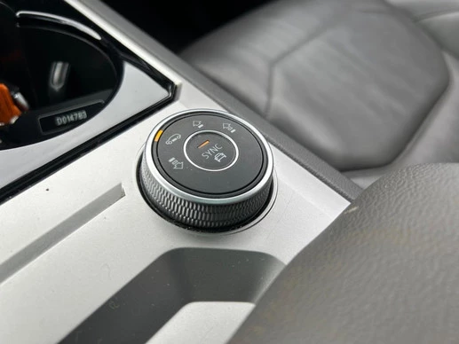 Volkswagen Touareg - Afbeelding 25 van 29