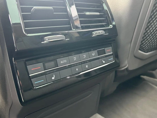 Volkswagen Touareg - Afbeelding 27 van 29