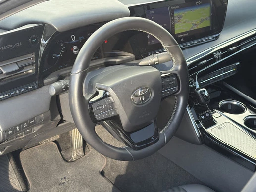 Toyota Mirai - Afbeelding 8 van 30
