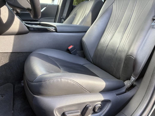 Toyota Mirai - Afbeelding 10 van 30