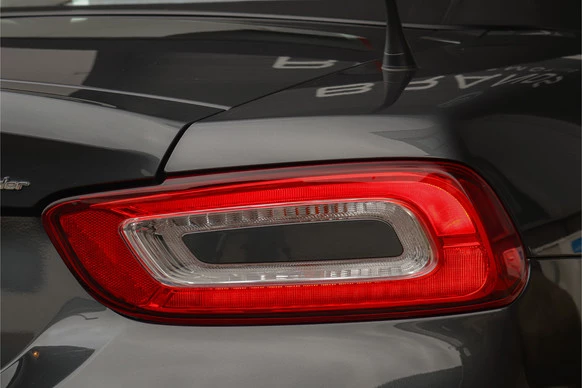 Fiat 124 Spider - Afbeelding 25 van 28