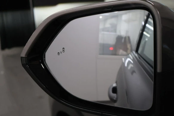 MG HS - Afbeelding 28 van 30