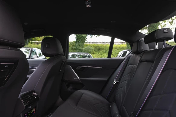 BMW i5 - Afbeelding 11 van 30