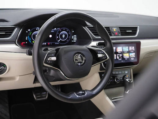 Škoda Superb - Afbeelding 18 van 30