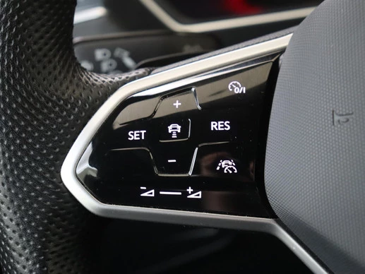 Volkswagen Tiguan - Afbeelding 15 van 30