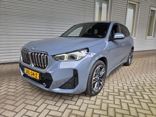 BMW iX1 - Afbeelding 1 van 14