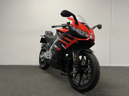 Aprilia RS 125 - Afbeelding 12 van 22