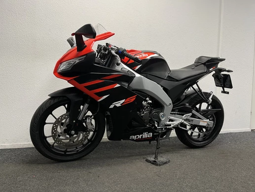 Aprilia RS 125 - Afbeelding 14 van 22